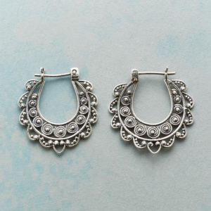 Simple Silver Color Hoop Earrings Vintage Metal Engraved Spiral Bead Handmade Personality Earrings Jewelry
