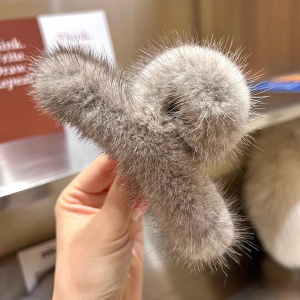 Real Mink Fur Ponytail Hair Claws Hair Pins Clips Headwear Shark Clip Hairpins Crab for Women Girls Korean Hair Accessories