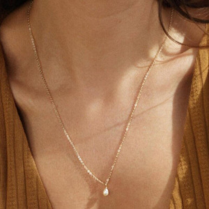 Fashion Simple Irregular Pearl Pendant Necklace Elegant Women's Wedding Gold Clavicle Chain Charming Ladies Party Jewelry Gifts