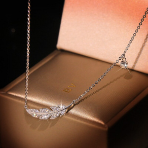 Delicate Female Clavicle Chain 925 Stamp Sterling Silver Feather Leaf Micro Pave Dazzling AAA Zircon Pendant Necklace for Women