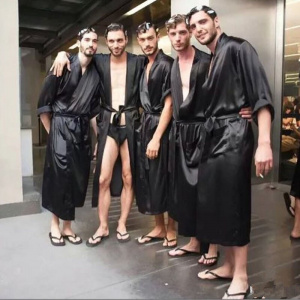 Solid Black XXL Groomsman Robe Men Silk Satin Robe Summer Casual Sleepwear V-Neck Kimono Yukata Bathrobe Gown Groomsman Robe