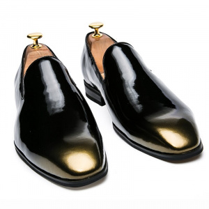 Party Shoes For Men Coiffeur Wedding Shoes Men Elegant Italian Brand Patent Leather Dress Shoes Men Formal Sepatu Slip On Pria
