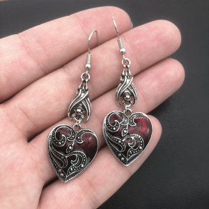 Gothic Mysterious Earrings Jewelry Blood Rose Heart-shaped Angel Pendant Earrings Ladies Retro Earrings