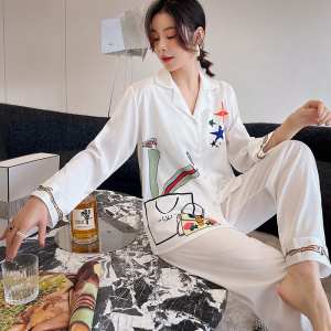 2022 New Pajamas Women's Long Sleeve Thin Five-Pointed Star Printing Ice Silk Cover Fashion  Artificial SilkHome Wear Women