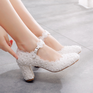 Crystal Queen Women Thick Heel Round Head Pumps White Lace Pearl 7CM High Heels Platform Dress Wedding Shoes Small BiG Size 43