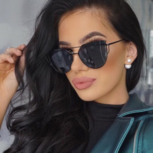 Trendy Retro Style Cat Eye Sunglasses For Women Luxury Eyewear with UV400 Protection