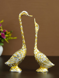 10.5 Inch Golden Kissing Swan Couple Handcrafted Decorative Figurine-GLD