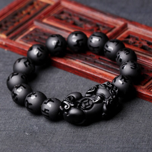 Unisex Six-Word Mantra Engraved Obsidian Matte PiXiu Beaded Pi Yao Charm Bracelet