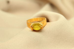 Natural Certified Yellow Sapphire/ Pukhraj 4.00-11.00 carat Panchdhatu Astrology Ring For Men & Women