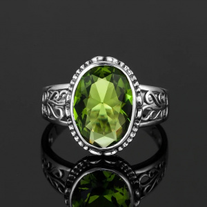 Beautiful Peridot Ring Gemstone Ring · 925 Sterling Silver Ring - Statement Ring · August Birthstone Ring · Anniversary Ring -Gift For Women